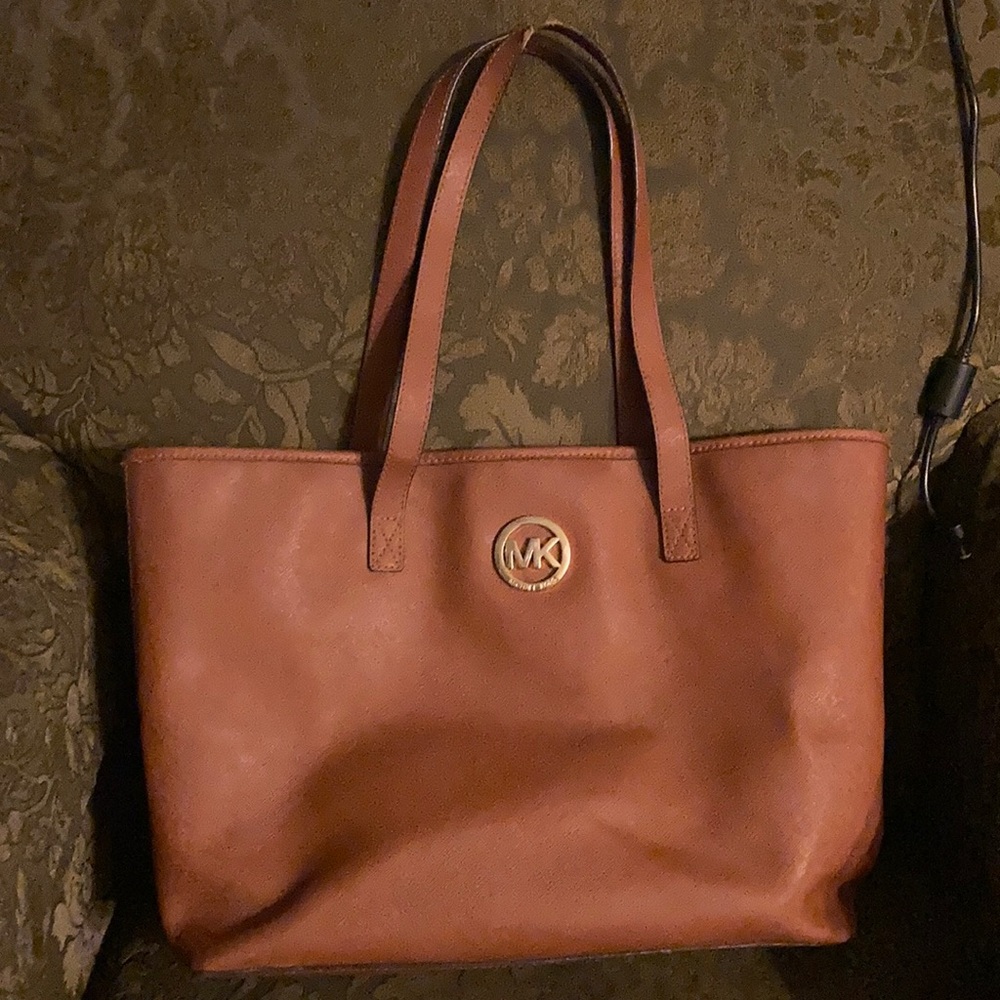MK tote